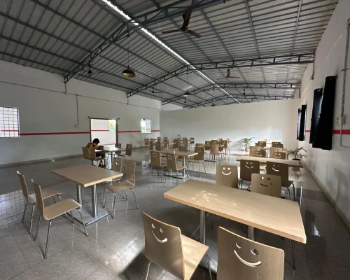 Dinninghall_Page_1-1